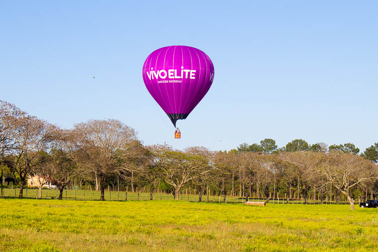 Balonismo Promocional Já lhe passou pela cabeça ter seu próprio balão em pleno céu?